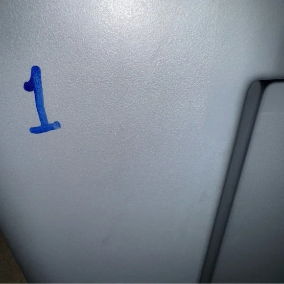 Bershka Neon Yellow Crop Top T-Shirt M/L Tour 2001 Europe XX Special - Picture 7 of 7